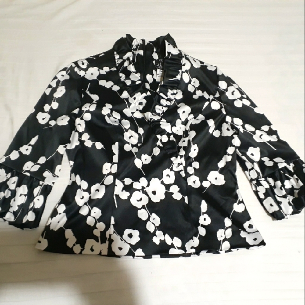 Alex Evenings Petite - Black and White Top - Size MP